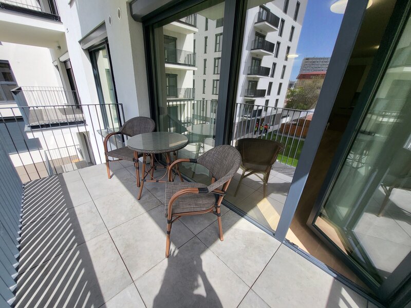 Arcadia, Piata Domenii, 2 camere lux, nou, predare imediata